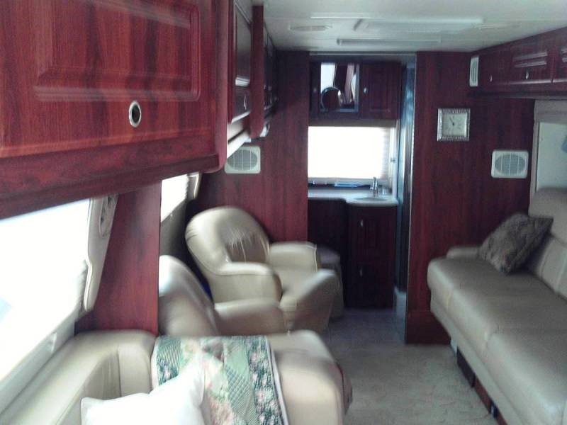 2005 Coach House Platinum 271XL - 003