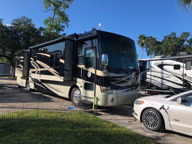 2009 Tiffin Phaeton 40QTH