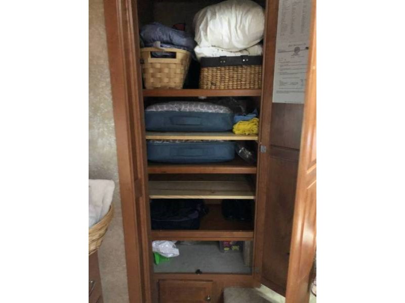 2009 Tiffin Phaeton 40QTH - 013