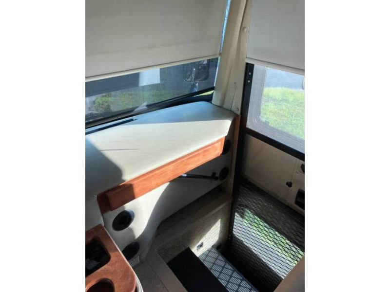 2009 Tiffin Phaeton 40QTH - 017