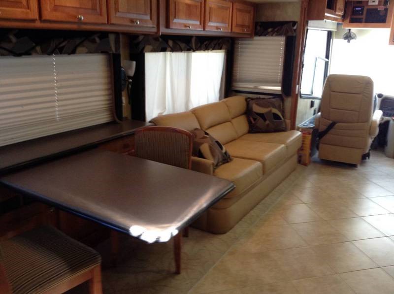 2008 Tiffin Phaeton 40QSH - 005