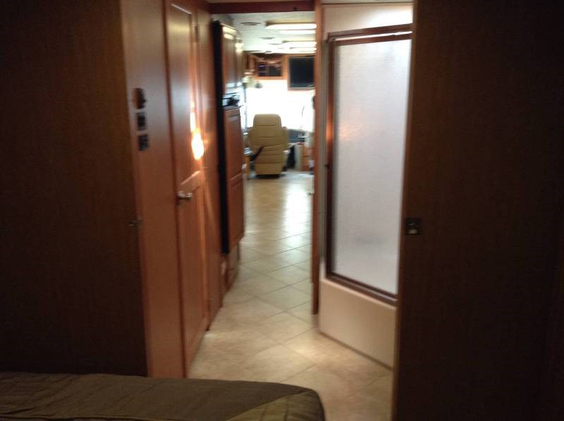 2008 Tiffin Phaeton 40QSH - 016