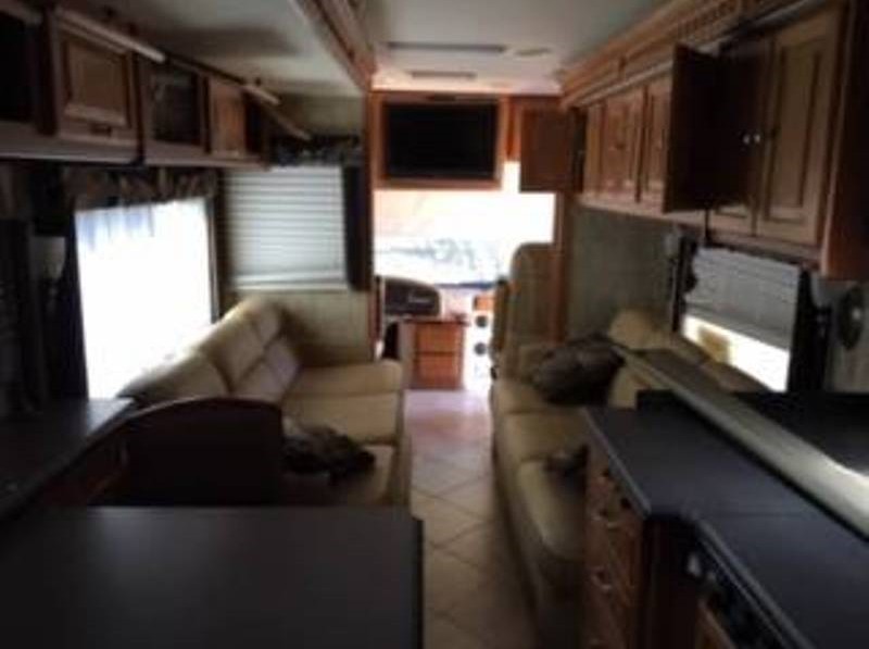 2008 Tiffin Phaeton 40QSH - 022