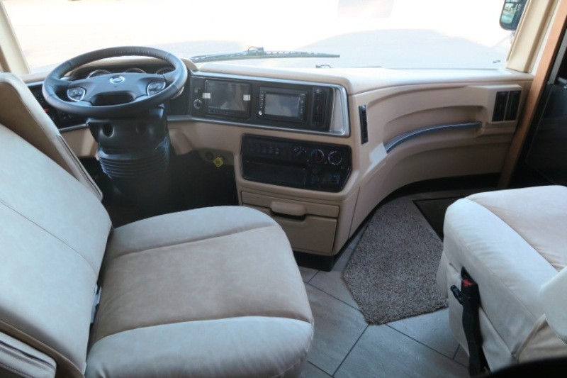 2018 Newmar Ventana LE 3709 - 010