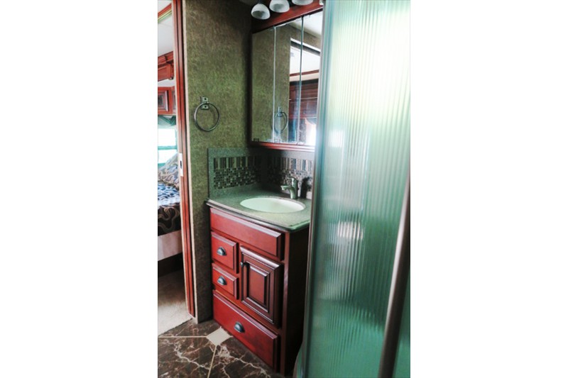 2013 Newmar Dutch Star 4324 - 011