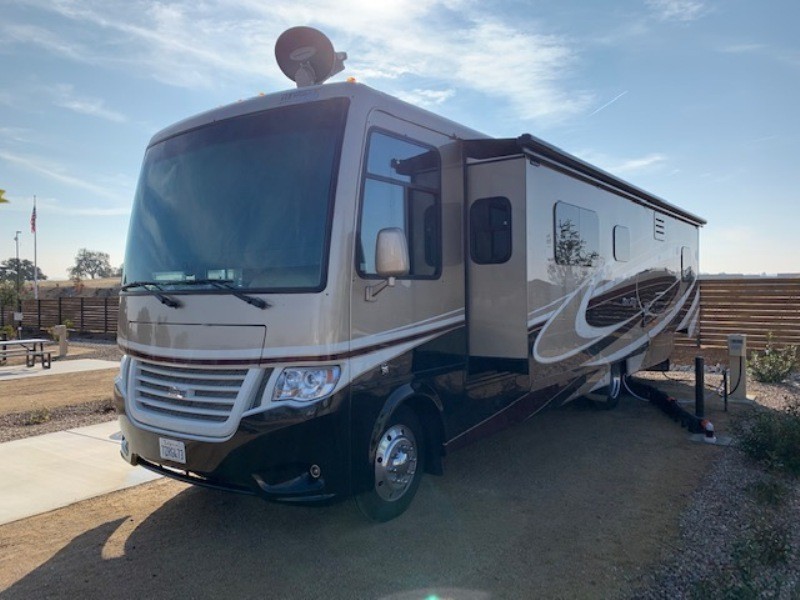 2017 Newmar Bay Star 3516 - 001