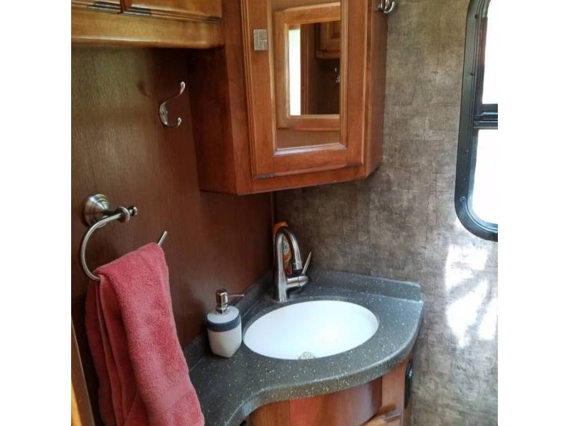 2012 Tiffin Allegro Breeze 32BR - 013
