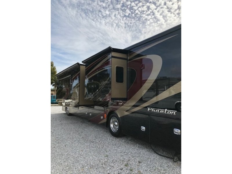 2016 Tiffin Phaeton 40QBH - 007