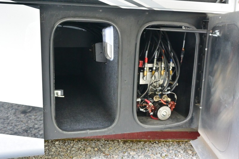 2015 Tiffin Phaeton 36GH - 029