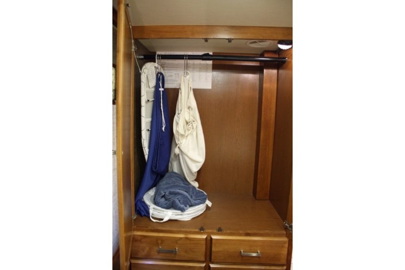 2014 Tiffin Allegro Breeze 32BR - 035