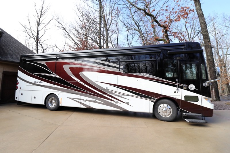 2015 Tiffin Allegro Bus 37AP - 002
