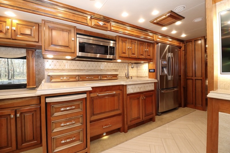 2015 Tiffin Allegro Bus 37AP - 037