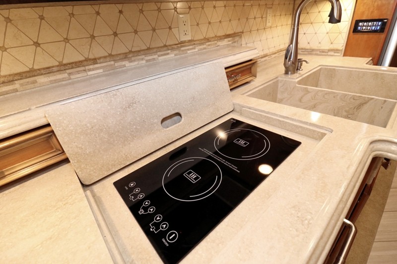 2015 Tiffin Allegro Bus 37AP - 039