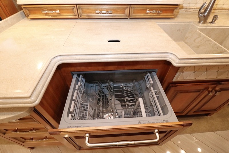 2015 Tiffin Allegro Bus 37AP - 040