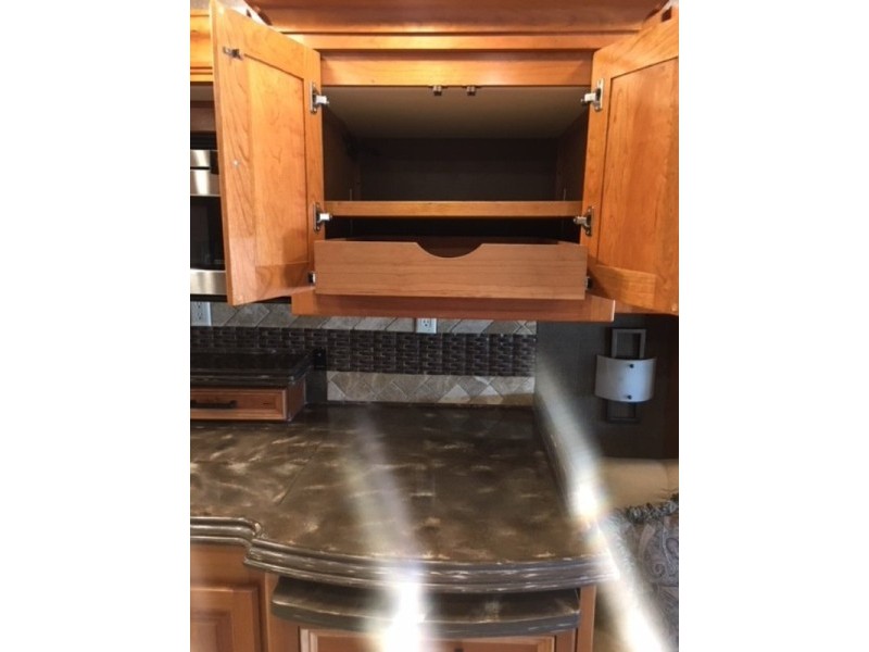 2016 Tiffin Allegro Bus 45LP - 018