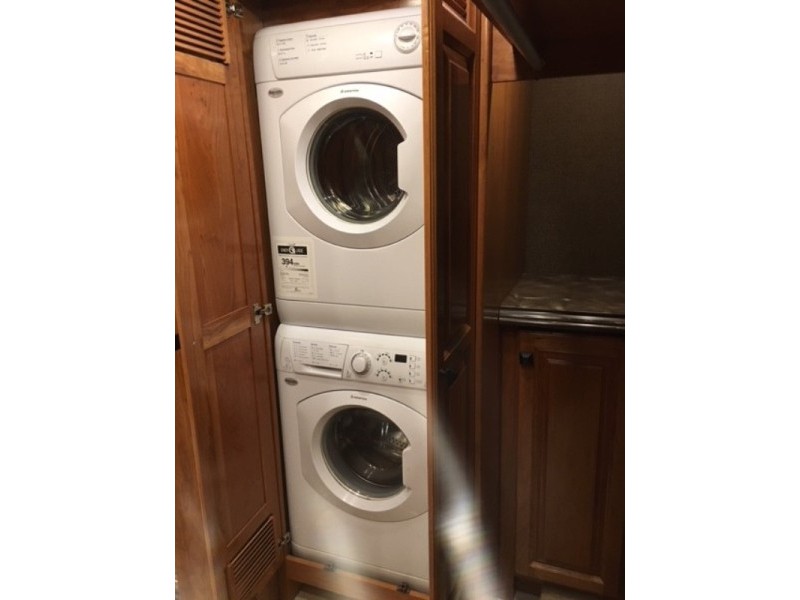 2016 Tiffin Allegro Bus 45LP - 040