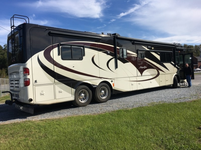 2009 Tiffin Allegro Bus 43QRP