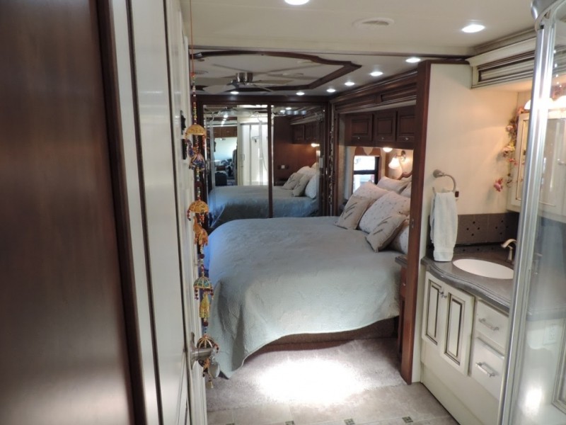 2009 Tiffin Allegro Bus 43QRP - 009