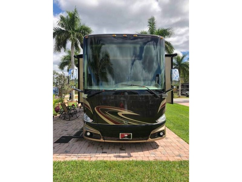 2015 Tiffin Phaeton 40AH - 003