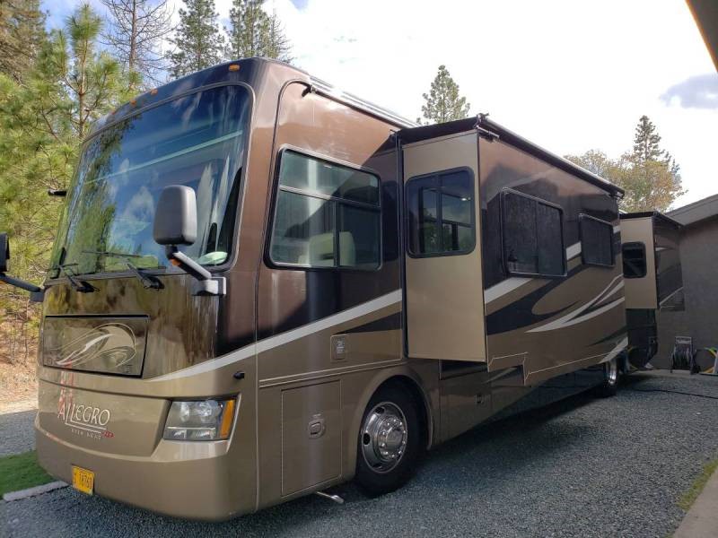 2012 Tiffin Allegro RED 38QBA - 002