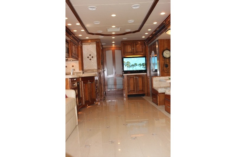 2011 Tiffin Allegro Bus 43QGP - 030