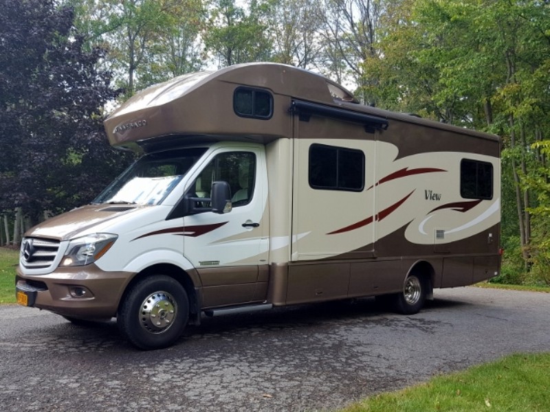 2016 Winnebago View 24G - 001