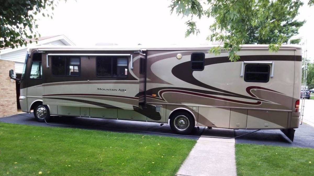 2004 Newmar Mountain Aire 3778 | Used Motorhomes For Sale 2004 Newmar Mountain Aire 3778 For Sale By Owner