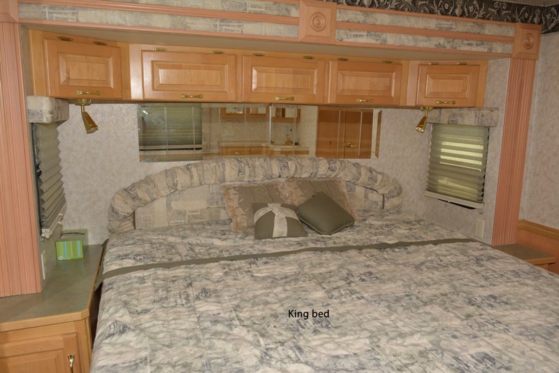 2003 Newmar Dutch Star 4005 - 029