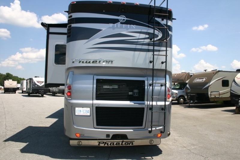 2017 Tiffin Phaeton 36GH - 005