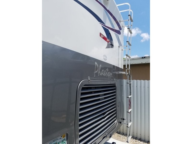 2003 Tiffin Phaeton 40GH - 008