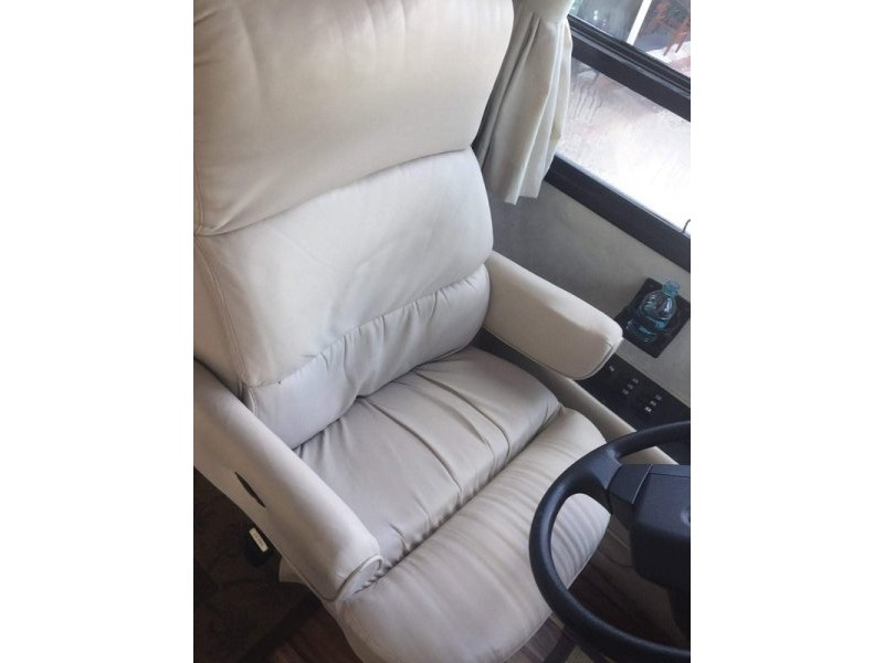 2003 Tiffin Phaeton 40GH - 015