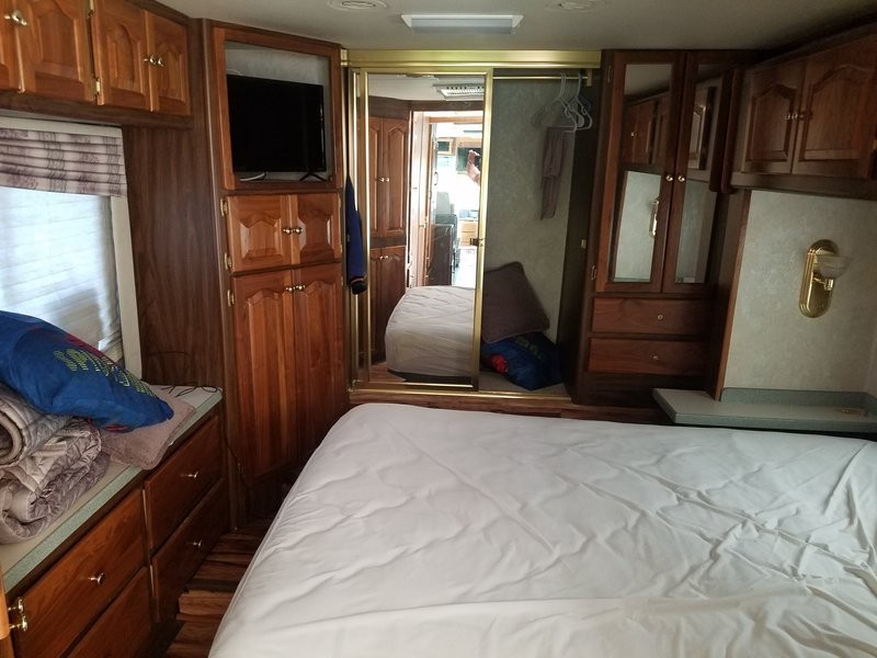 2003 Tiffin Phaeton 40GH - 025
