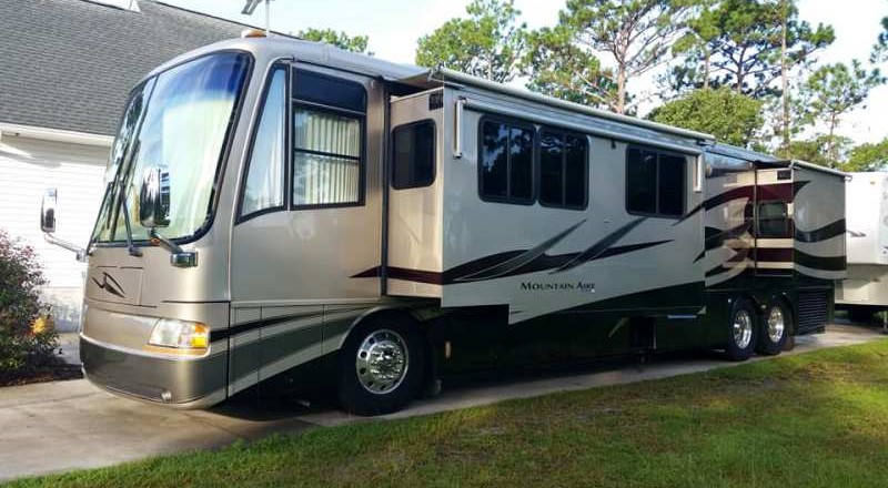 2005 Newmar Mountain Aire 4301 - 019
