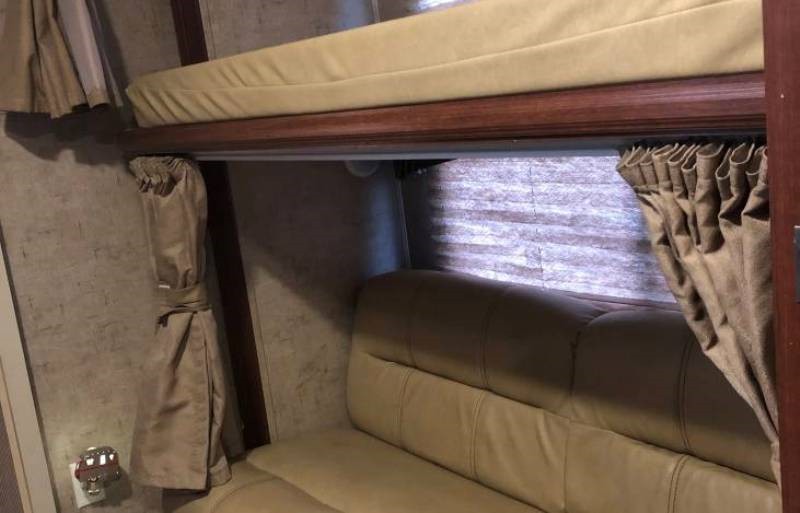 2015 Forest River Sunseeker 3170DS - 005