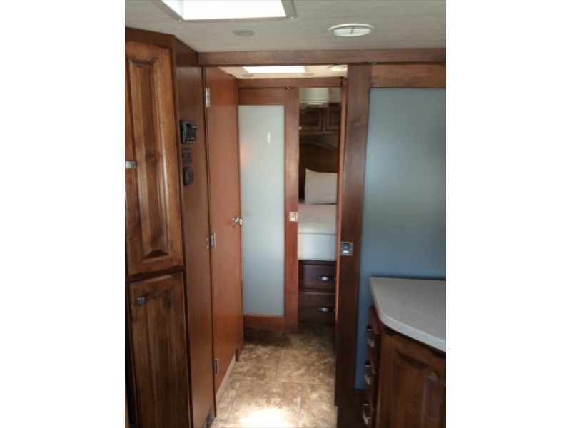 2013 Tiffin Allegro Breeze 32BR - 006