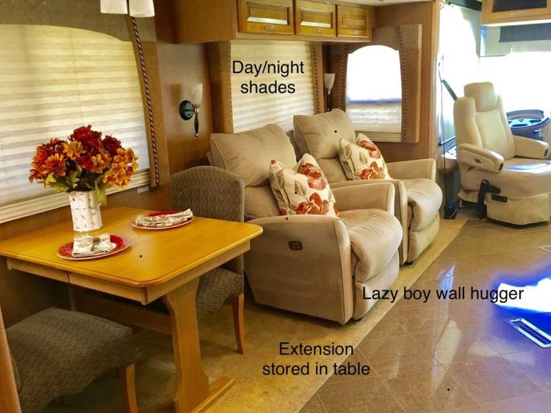 2009 Newmar Ventana 3430 - 011
