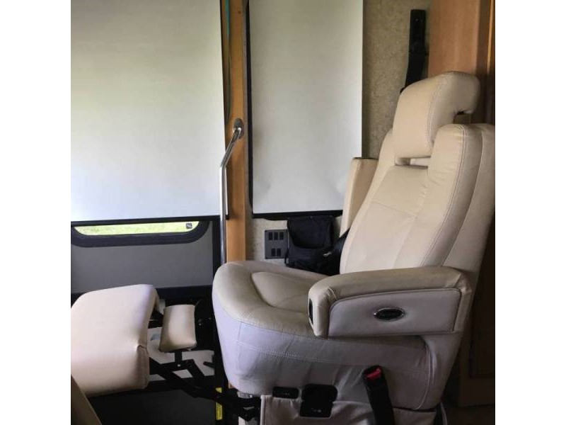 2009 Newmar Ventana 3430 - 013