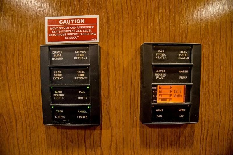 2015 Tiffin Allegro Open Road 35QBA - 048