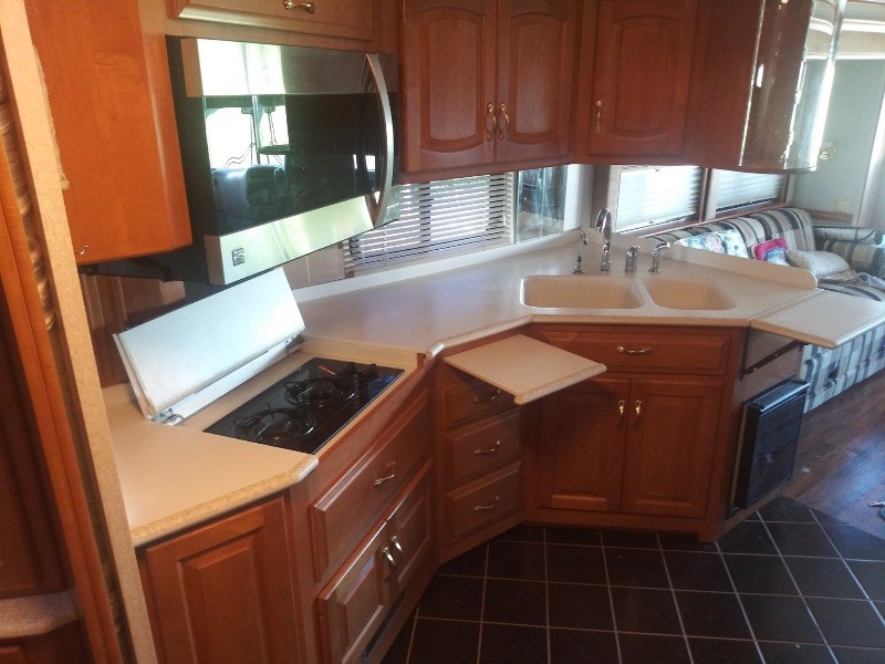 2002 Newmar Mountain Aire 4371 - 008