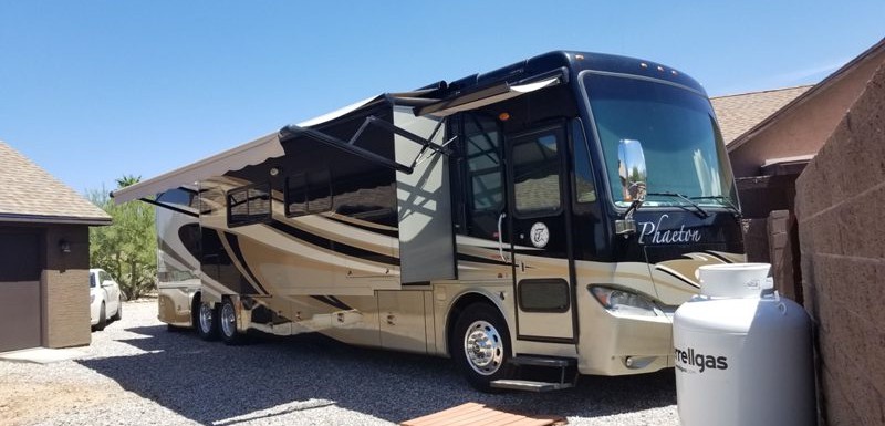 2013 Tiffin Phaeton 42LH
