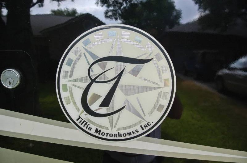 2013 Tiffin Phaeton 40QKH - 007