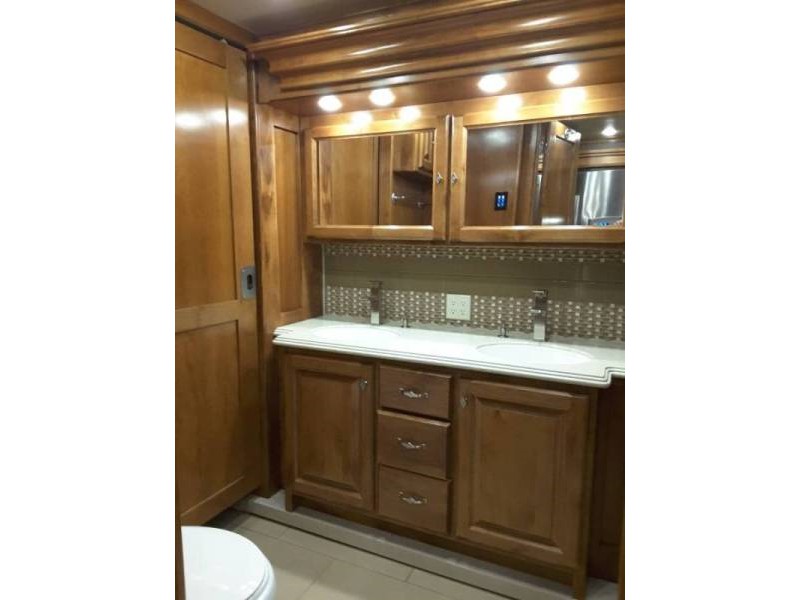 2016 Tiffin Phaeton 40AH - 014