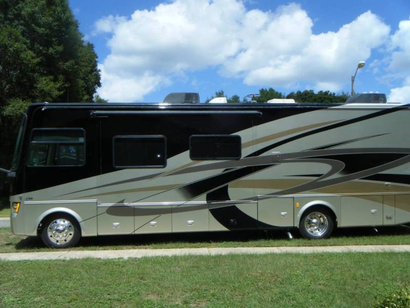 2010 Tiffin Allegro Open Road 34TGA - 002