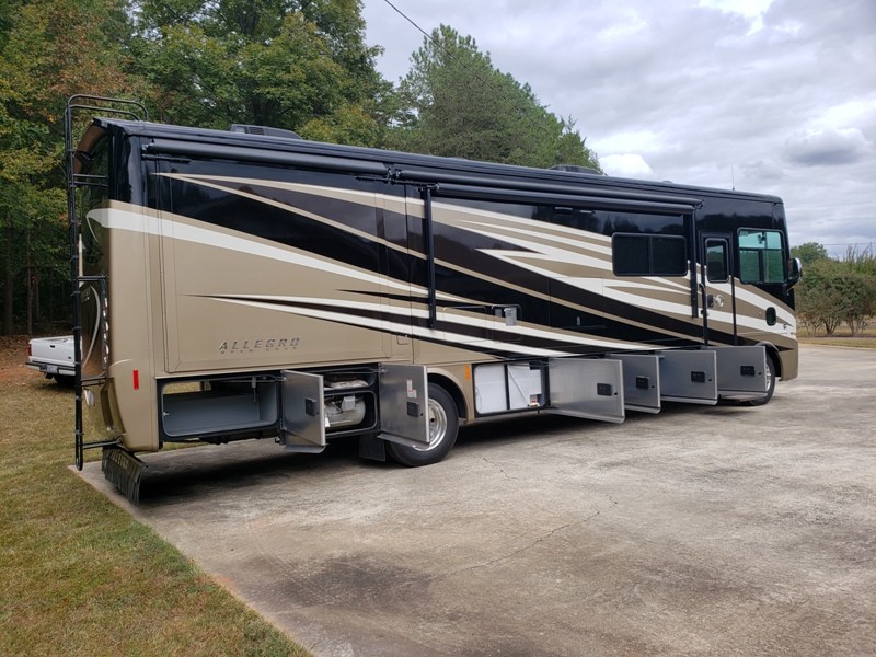 2017 Tiffin Allegro 34PA - 006