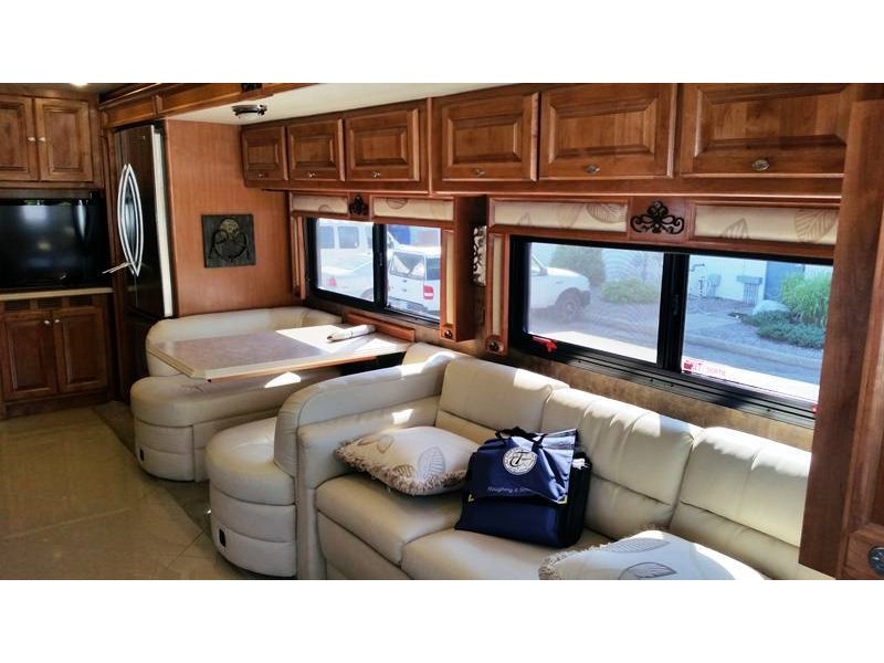 2012 Tiffin Phaeton 40QBH - 012