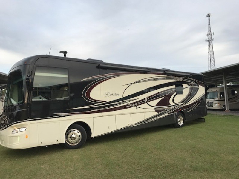 2015 Forest River Berkshire XL 40RB - 001