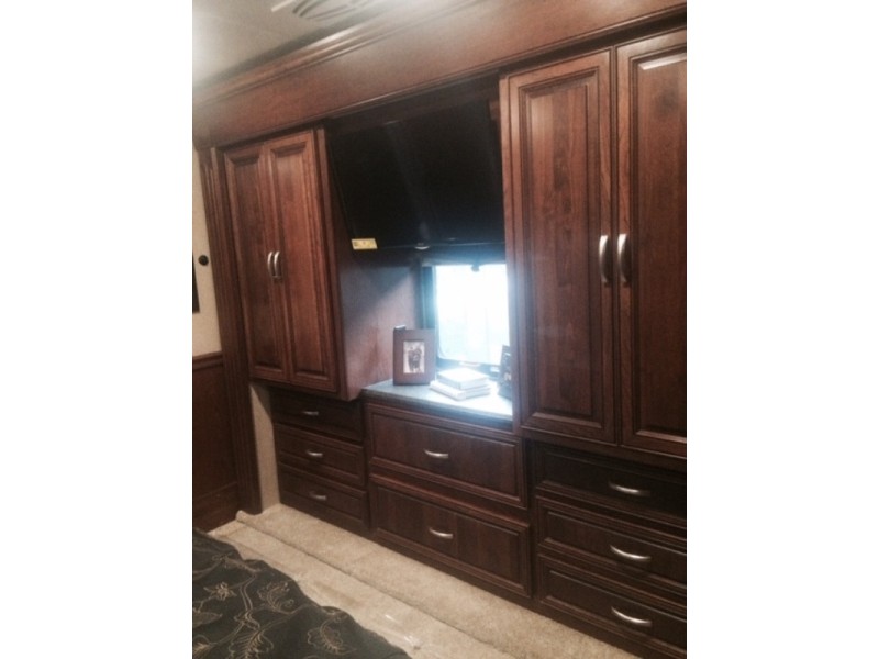 2015 Forest River Berkshire XL 40RB - 007