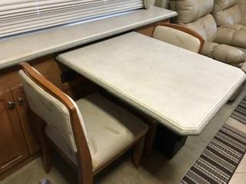 2008 Tiffin Phaeton 40QDH 003