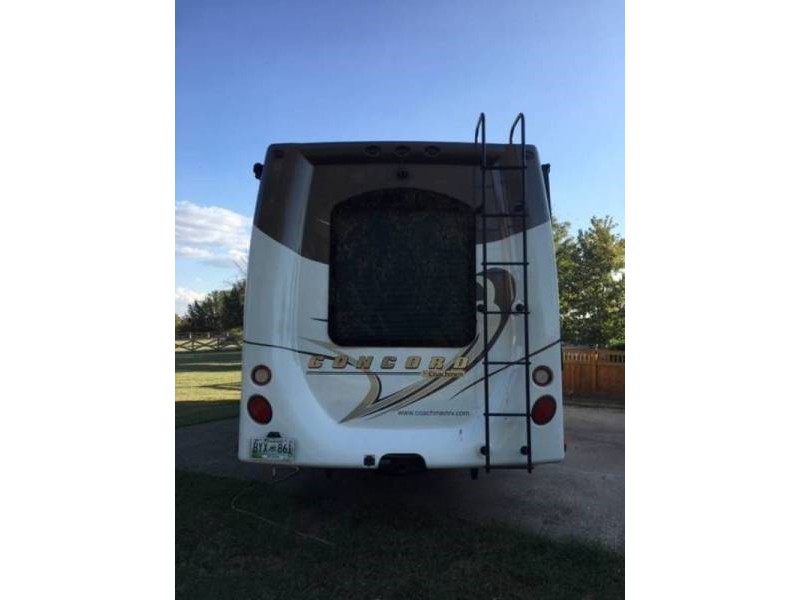 2013 Coachmen Concord 300TS - 005