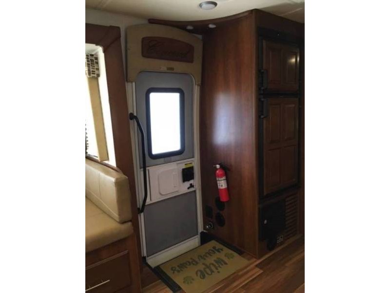 2013 Coachmen Concord 300TS - 014
